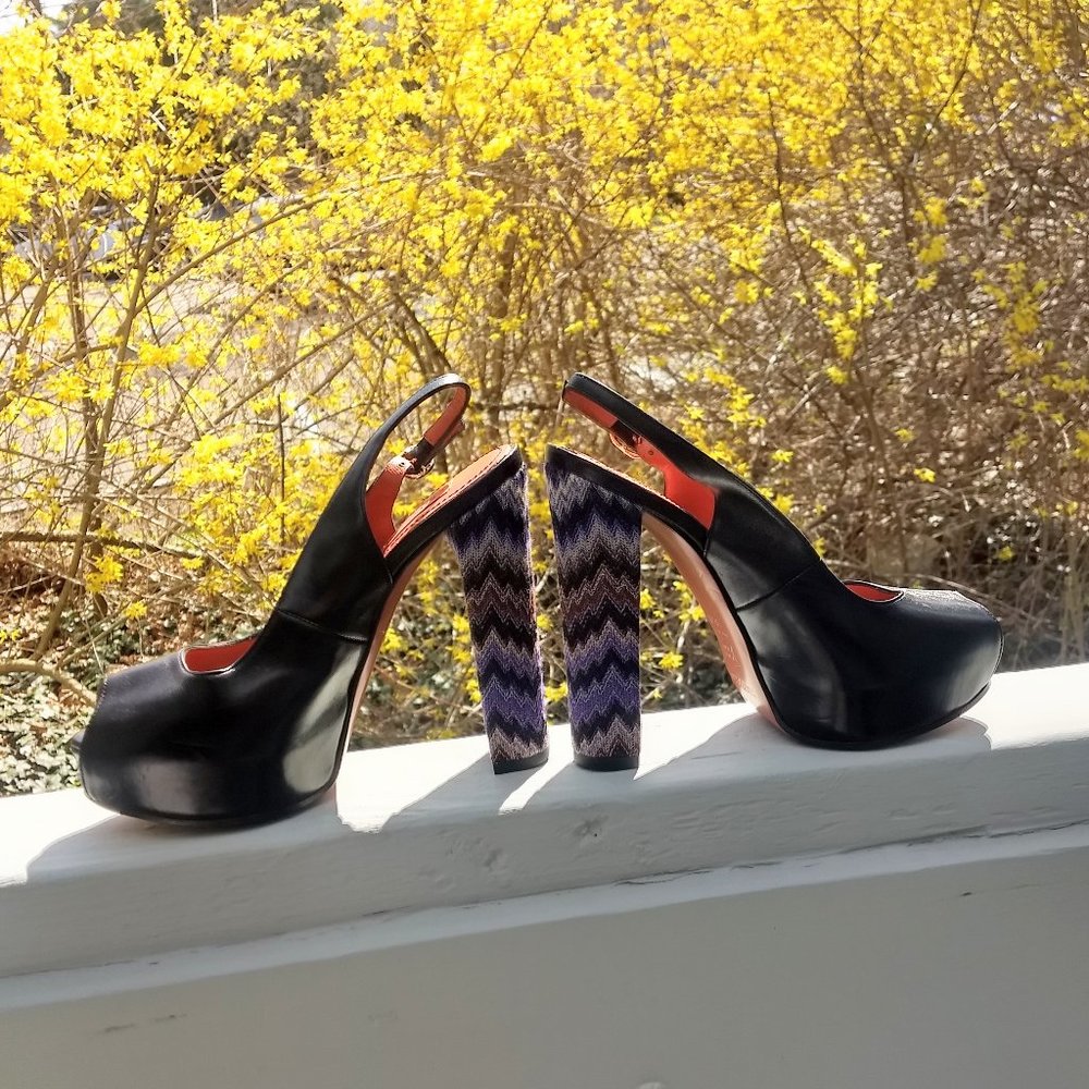 NWOB Missoni leather & Chevron print pumps